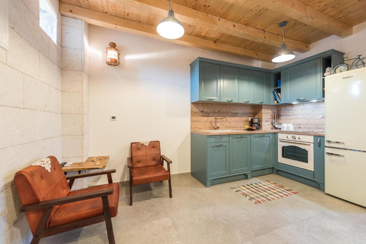 Holiday Home Lipa Nasa Nevidane Экстерьер фото